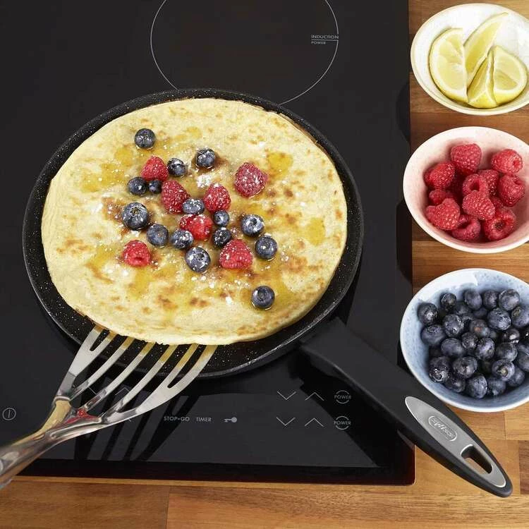 Zyliss Ultimate Forged Aluminium Crepe Pan 25cm 3 Zyliss Ultimate Forged Aluminium Crepe Pan 25cm - Image 3