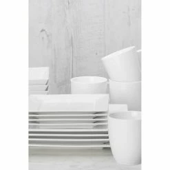 Casa Domani Casual White Evolve 16-Piece Square Dinner Set