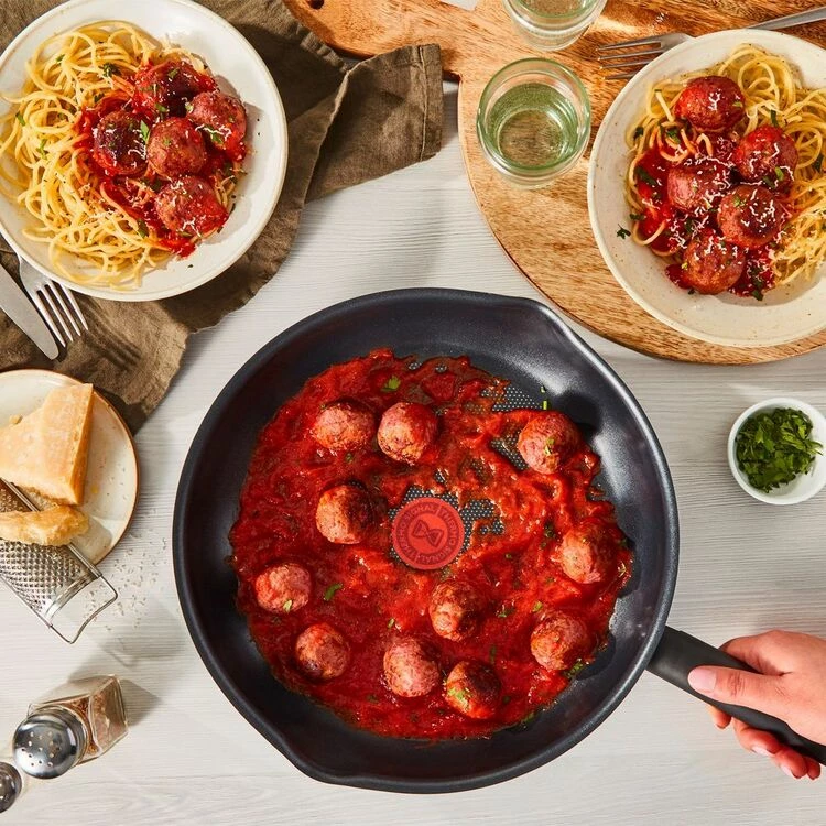 Tefal Family Day Non-Stick Frypan 20cm 2 Tefal Family Day Non-Stick Frypan 20cm - Image 2