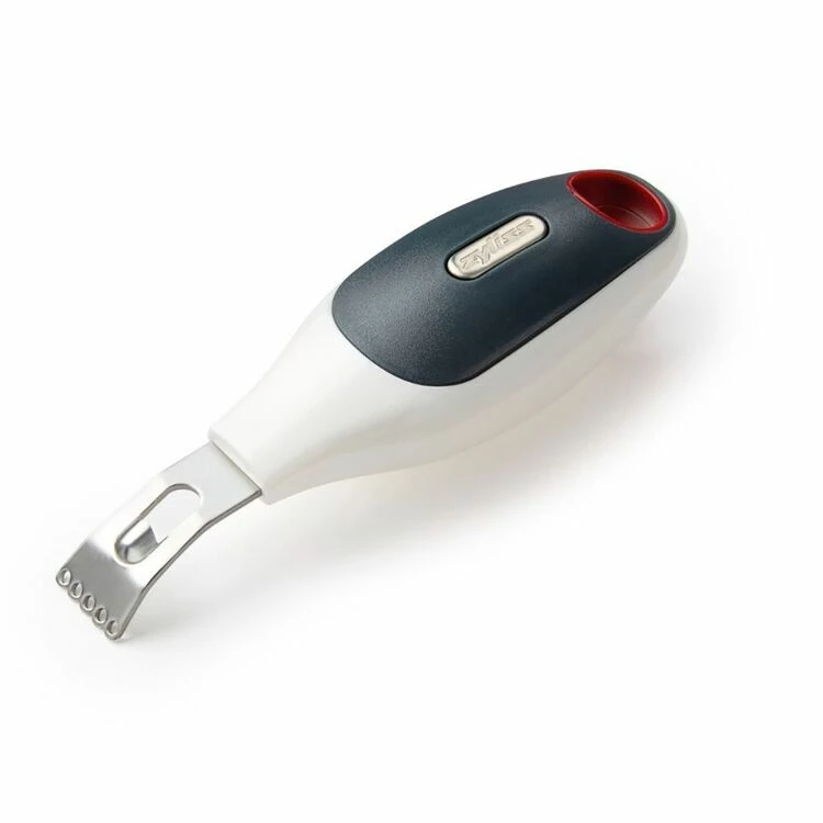 Zyliss 2-In-1 Zester 1 Zyliss 2-In-1 Zester